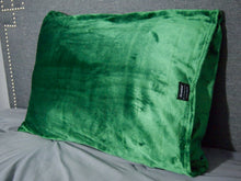 throwbee PILLOWCASE (Classic fitted) - Green