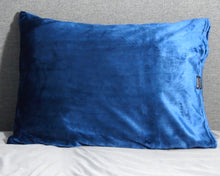 throwbee PILLOWCASE (Classic fitted) - Blue