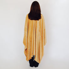 THROWBEE Blanket-Poncho - BEIGE
