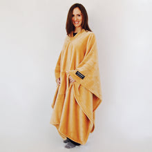 THROWBEE Blanket-Poncho - BEIGE