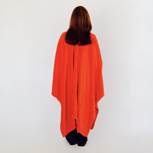 THROWBEE Blanket-Poncho - RED