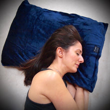throwbee PILLOWCASE (Classic fitted) - Blue
